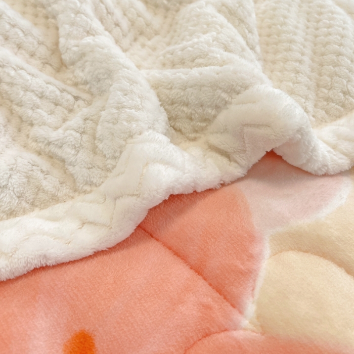 91家纺网 家纺一手货源 找家纺 慕尚 2022爆款牛奶绒贝贝绒夹棉3层加厚毛毯 加厚毯-花蕾