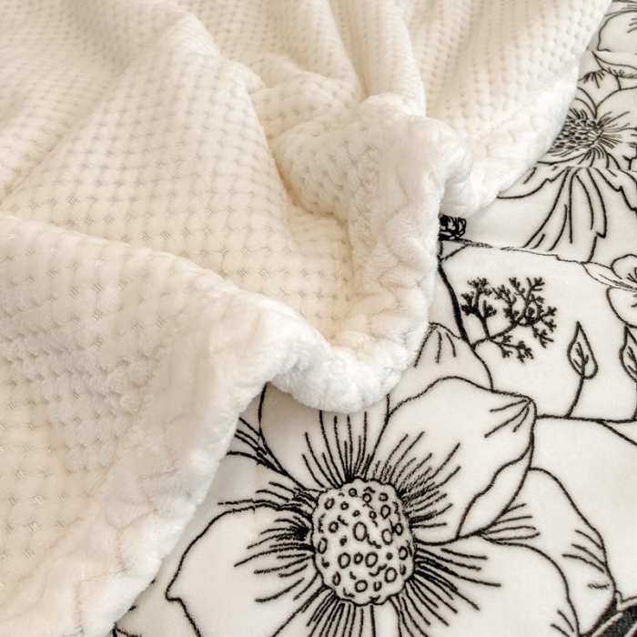 91家纺网 家纺一手货源 找家纺 慕尚 2022爆款牛奶绒贝贝绒夹棉3层加厚毛毯 加厚毯-丽莎