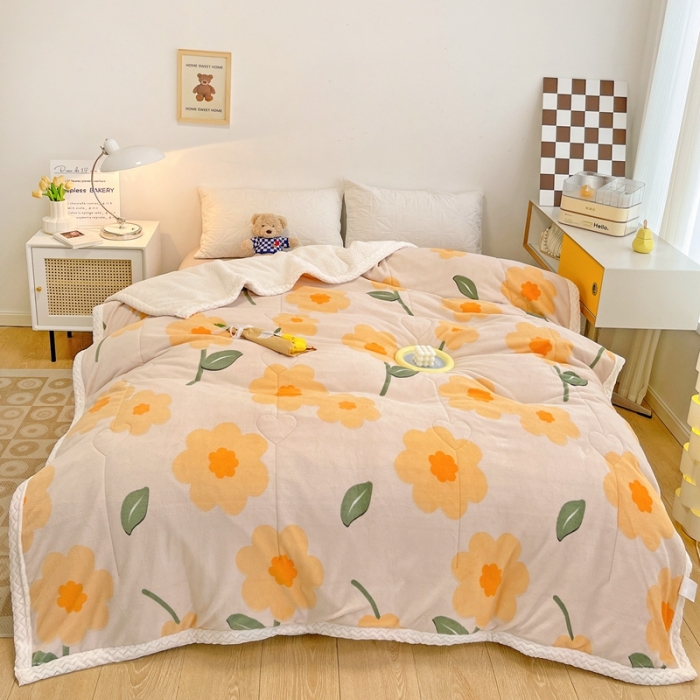 91家纺网 家纺一手货源 找家纺 慕尚 2022爆款牛奶绒贝贝绒夹棉3层加厚毛毯 加厚毯-小黄花