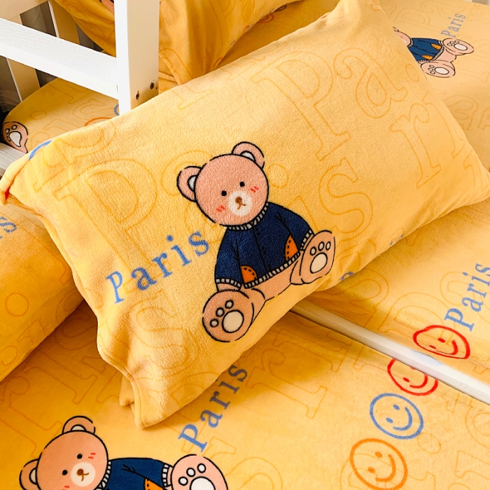 91家纺网 家纺一手货源 找家纺 小虾米 2022新款加厚牛奶绒单品床笠单件套三件套 巴黎熊