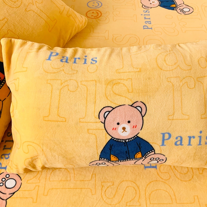 91家纺网 家纺一手货源 找家纺 小虾米 2022新款加厚牛奶绒单品床笠单件套三件套 巴黎熊