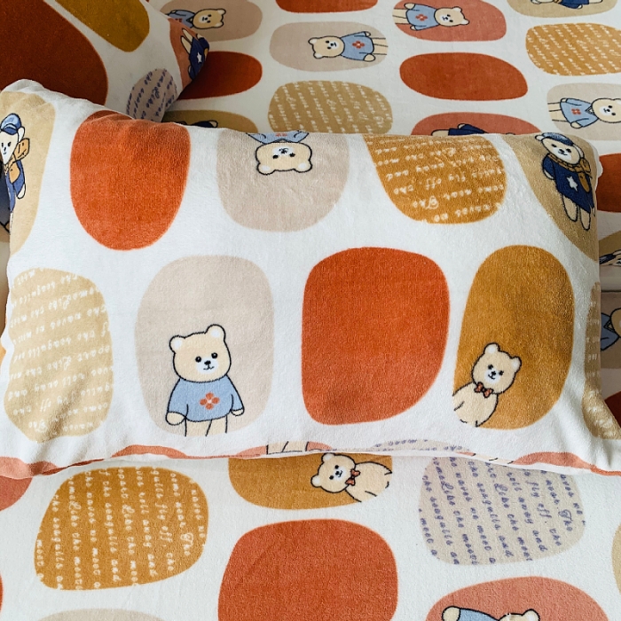 91家纺网 家纺一手货源 找家纺 小虾米 2022新款加厚牛奶绒单品床笠单件套三件套 波点小熊