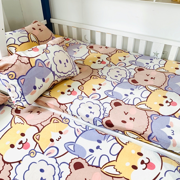 91家纺网 家纺一手货源 找家纺 小虾米 2022新款加厚牛奶绒单品床笠单件套三件套 萌犬