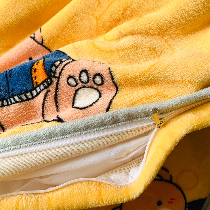 91家纺网 家纺一手货源 找家纺 小虾米 2022新款加厚牛奶绒被套单件套三件套 巴黎熊