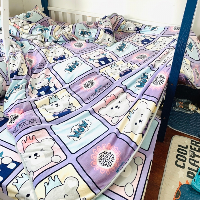 91家纺网 家纺一手货源 找家纺 小虾米 2022新款加厚牛奶绒被套单件套三件套 皇冠熊