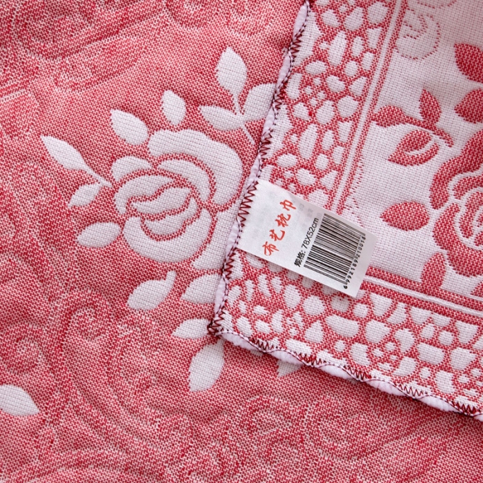 91家纺网 家纺一手货源 找家纺 朴尔 2022新款AB版蜂窝提花锁边立体枕巾 一对装 手捧蔷薇-粉