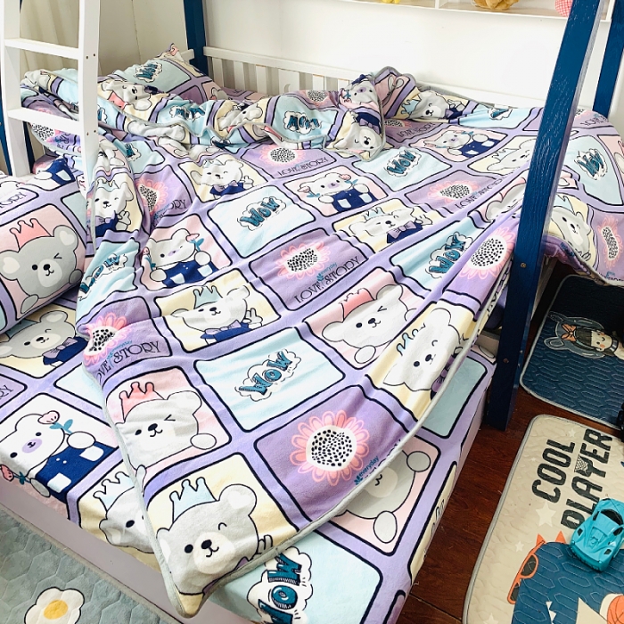 91家纺网 家纺一手货源 找家纺 小虾米 2022新款加厚牛奶绒被套单件套三件套 皇冠熊