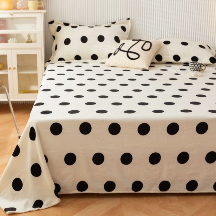 91家纺网 家纺一手货源 找家纺 梦家居 2022新款秋冬新款牛奶绒单床单 大波点