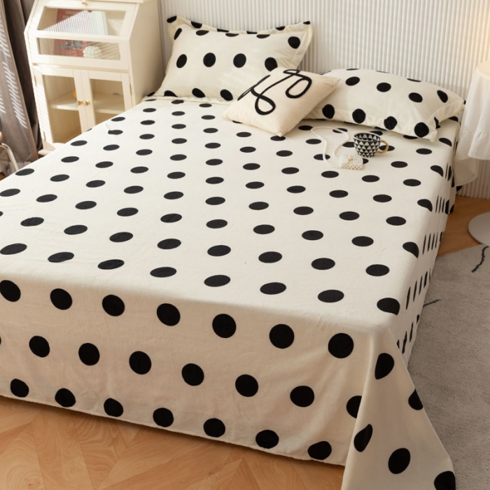 91家纺网 家纺一手货源 找家纺 梦家居 2022新款秋冬新款牛奶绒单床单 大波点