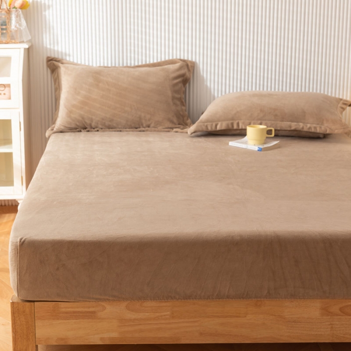 91家纺网 家纺一手货源 找家纺 梦家居 2022新款秋冬新款牛奶绒单床笠 浅咖色