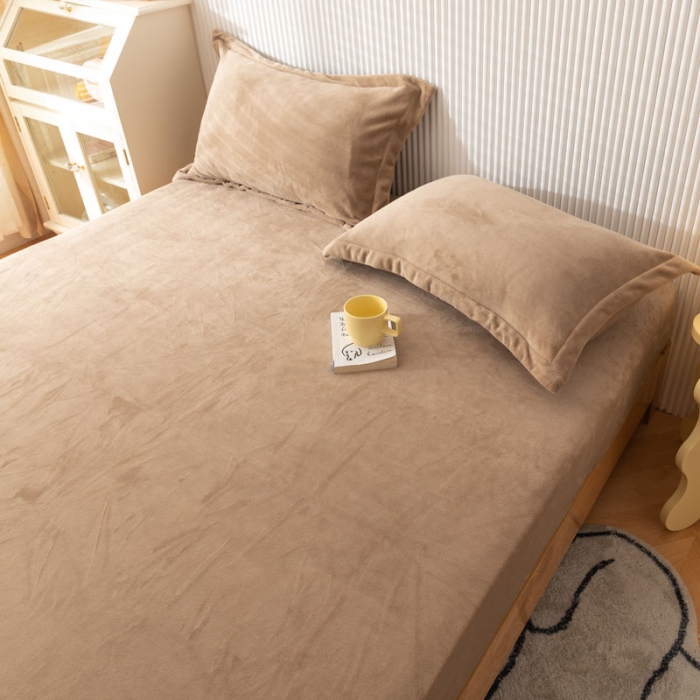 91家纺网 家纺一手货源 找家纺 梦家居 2022新款秋冬新款牛奶绒单床笠 浅咖色