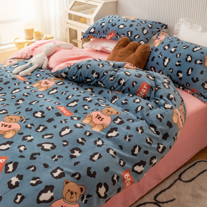 91家纺网 家纺一手货源 找家纺 梦家居 2022新款秋冬牛奶绒四件套 魅力熊