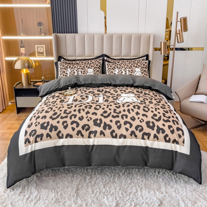 91家纺网 家纺一手货源 找家纺 娜娜 2022新款大版大牌风亲肤棉工艺款四件套 豹纹熊