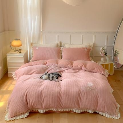 91家纺网 家纺一手货源 找家纺 （总）孑寐 2022新款韩版雕花绒绣花绒四件套