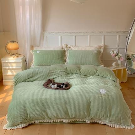 91家纺网 家纺一手货源 找家纺 （总）孑寐 2022新款韩版雕花绒绣花绒四件套