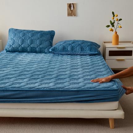 91家纺网 家纺一手货源 找家纺 优眠坊 2025新款牛奶绒夹棉床笠 山茶-宾利兰