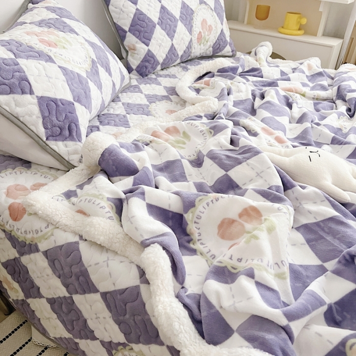 91家纺网 家纺一手货源 找家纺 美乐迪 2022新款多功能牛奶绒亲肤棉床盖套件 格子郁金香