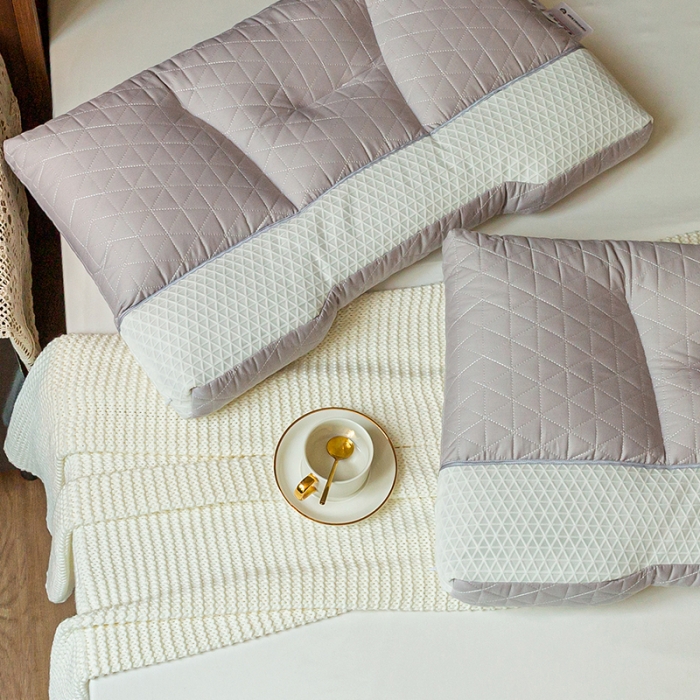 91家纺网 家纺一手货源 找家纺 多点家居 2022新款天然荞麦护颈枕 灰