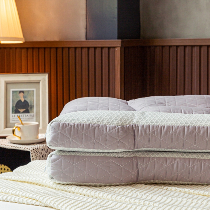 91家纺网 家纺一手货源 找家纺 多点家居 2022新款天然荞麦护颈枕 灰