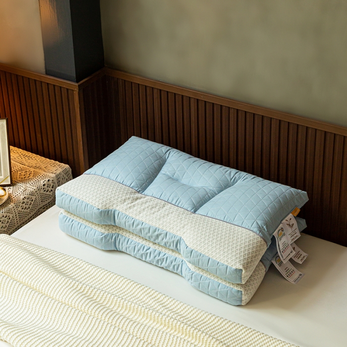 91家纺网 家纺一手货源 找家纺 多点家居 2022新款天然荞麦护颈枕 天空蓝