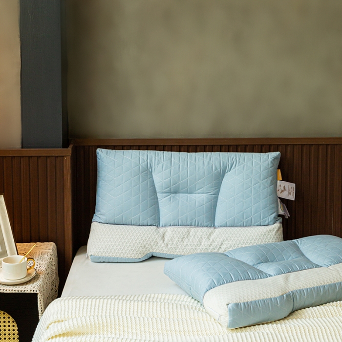 91家纺网 家纺一手货源 找家纺 多点家居 2022新款天然荞麦护颈枕 天空蓝