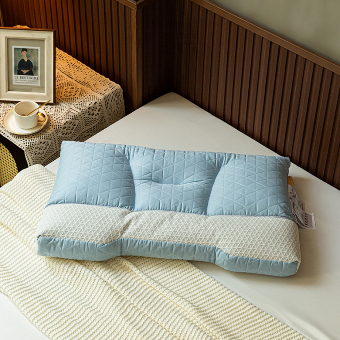 91家纺网 家纺一手货源 找家纺 多点家居 2022新款天然荞麦护颈枕 天空蓝