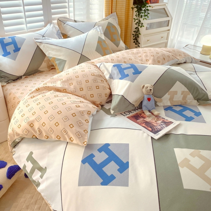 91家纺网 家纺一手货源 找家纺 艾橙 秋冬新款140g植物羊绒磨毛四件套系列 弗利加