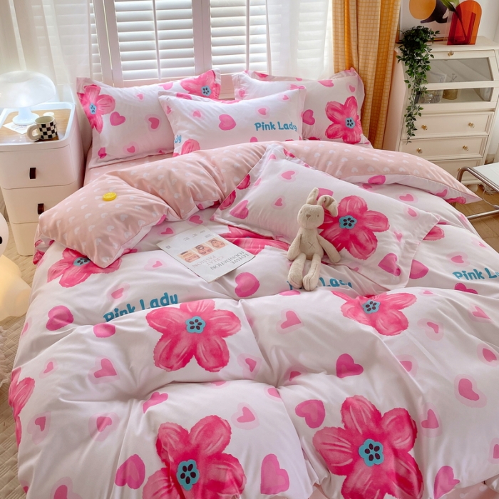 91家纺网 家纺一手货源 找家纺 艾橙2022秋冬新款140g植物羊绒磨毛四件套系列 花舞爱恋