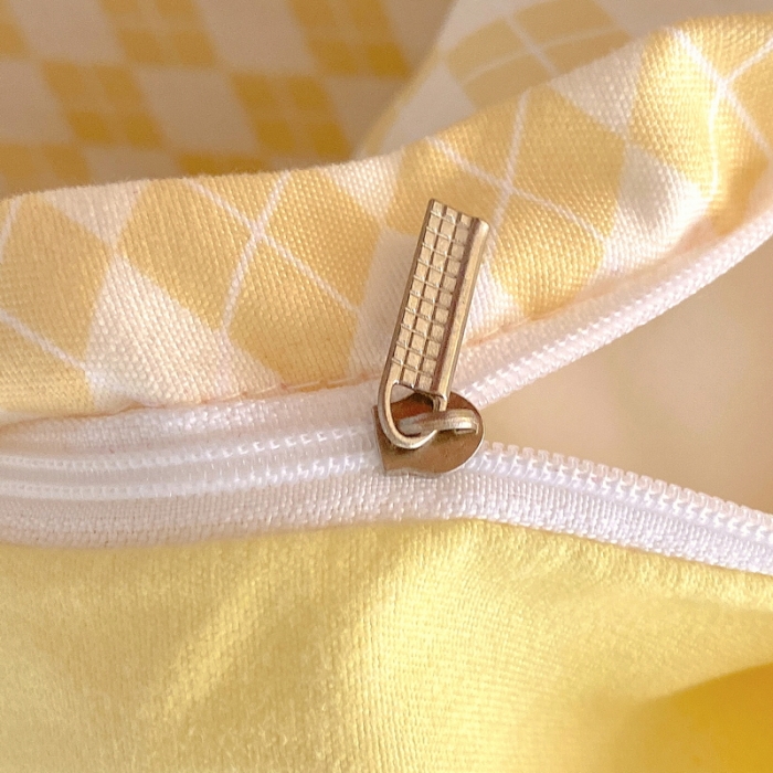 91家纺网 家纺一手货源 找家纺 艾橙 秋冬新款140g植物羊绒磨毛四件套系列 甜美春光