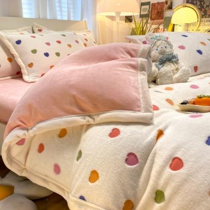 91家纺网 家纺一手货源 找家纺 川悦生活 2022小清新牛奶绒纯色印花云朵绒四件套 多彩心心