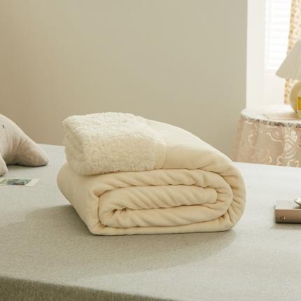 91家纺网 家纺一手货源 找家纺 总 安莱生活 秋冬新品高克重新品牛奶绒拼羊羔绒毛毯 图一