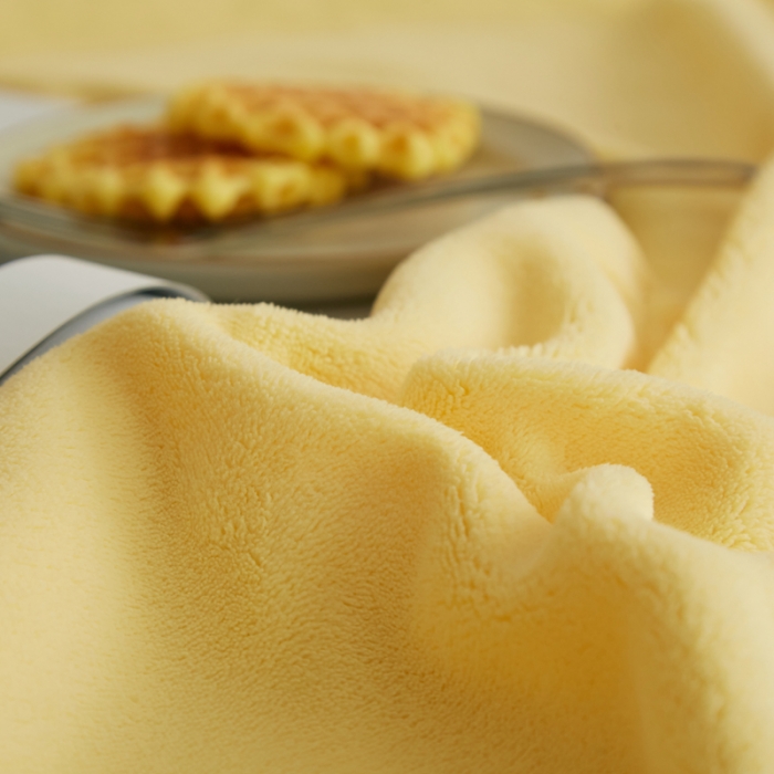 91家纺网 家纺一手货源 找家纺 总 安莱生活 秋冬新品高克重新品牛奶绒拼羊羔绒毛毯 图一