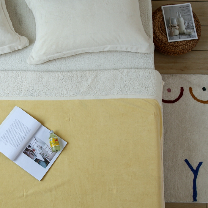 91家纺网 家纺一手货源 找家纺 总 安莱生活 秋冬新品高克重新品牛奶绒拼羊羔绒毛毯 图二