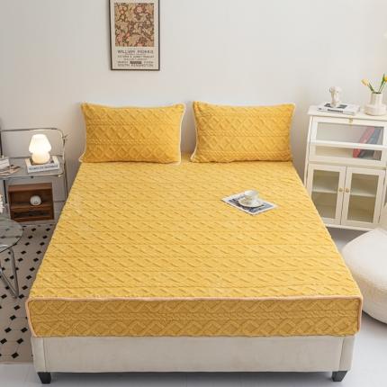 91家纺网 家纺一手货源 找家纺 2025新款ins保暖塔芙绒牛奶绒纯色提花床笠三件套外贸支持订做 姜黄