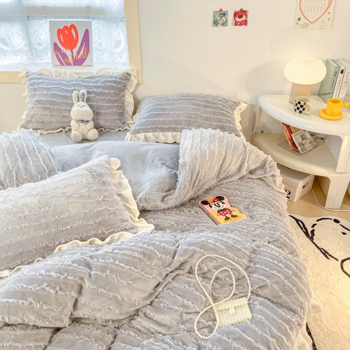 91家纺网 家纺一手货源 找家纺 金爱家 2023新款流苏牛奶绒四件套 流苏-高级灰