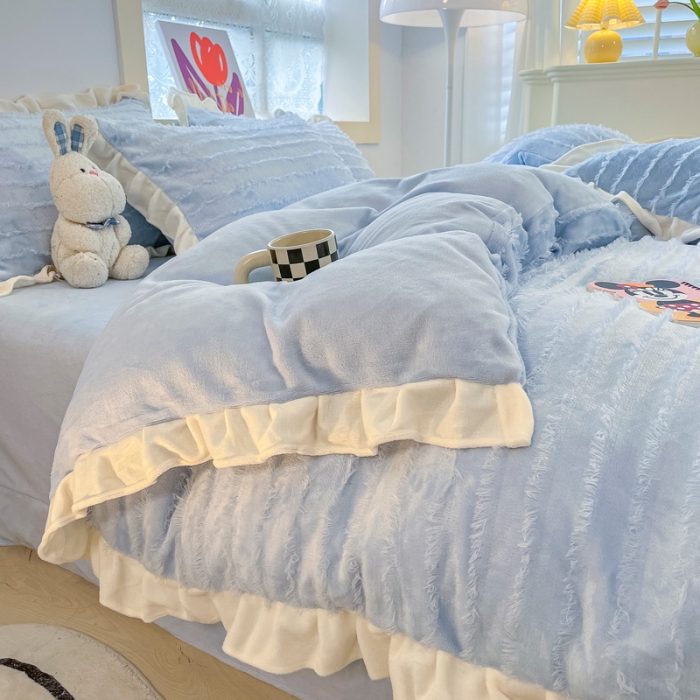 91家纺网 家纺一手货源 找家纺 金爱家 2023新款流苏牛奶绒四件套 流苏-天空蓝