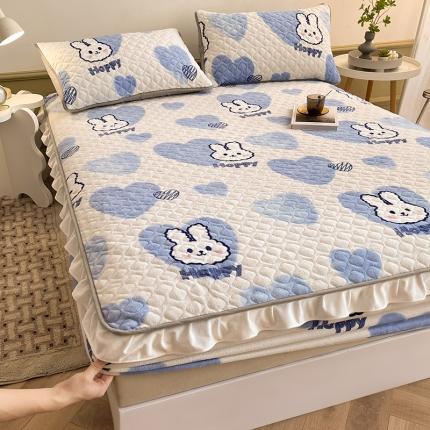 91家纺网 家纺一手货源 找家纺 澳梵家居 2022新款牛奶绒花边床笠三件套 蓝心兔兔