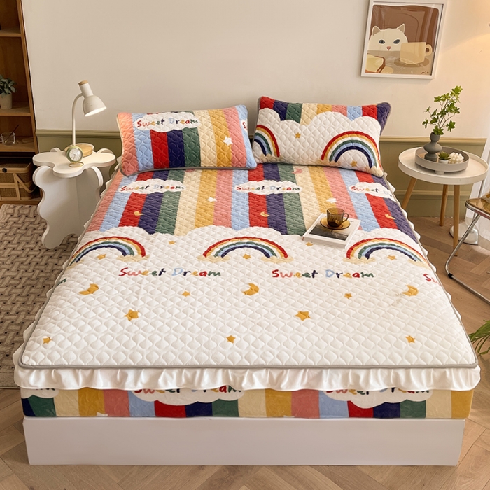 91家纺网 家纺一手货源 找家纺 澳梵家居 2022新款牛奶绒花边床笠三件套 彩虹漾