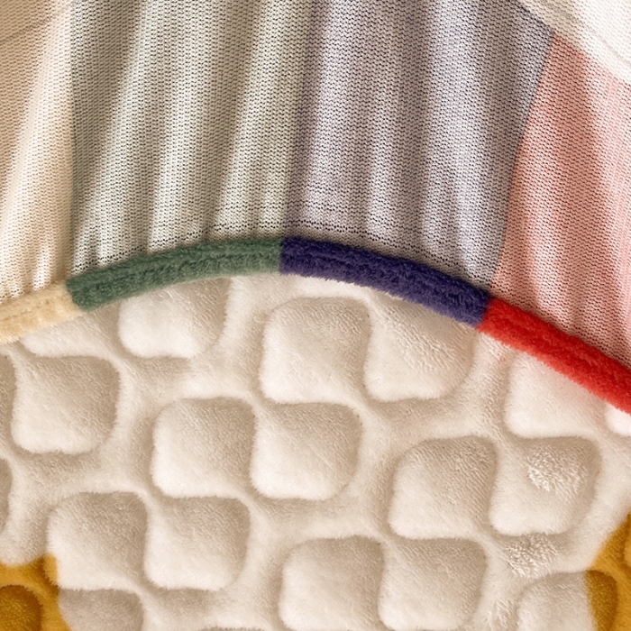 91家纺网 家纺一手货源 找家纺 澳梵家居 2022新款牛奶绒花边床笠三件套 彩虹漾