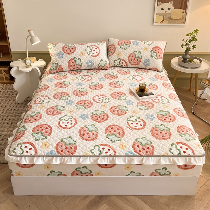 91家纺网 家纺一手货源 找家纺 澳梵家居 2022新款牛奶绒花边床笠三件套 草莓优格