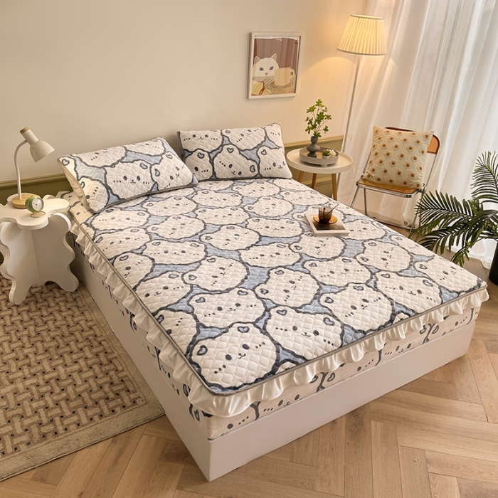 91家纺网 家纺一手货源 找家纺 澳梵家居 2022新款牛奶绒花边床笠三件套 多多熊