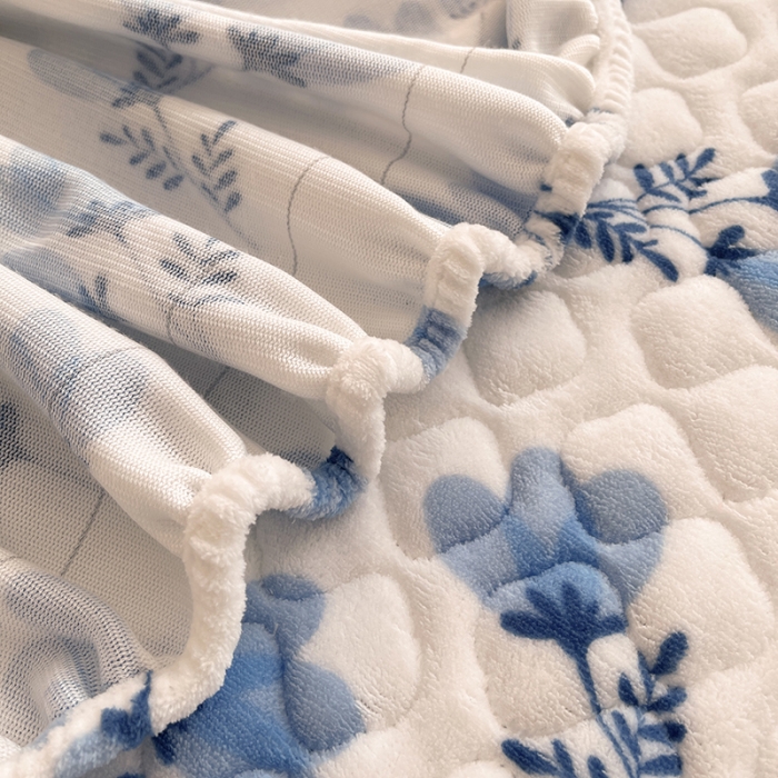 91家纺网 家纺一手货源 找家纺 澳梵家居 2022新款牛奶绒花边床笠三件套 息兰兔