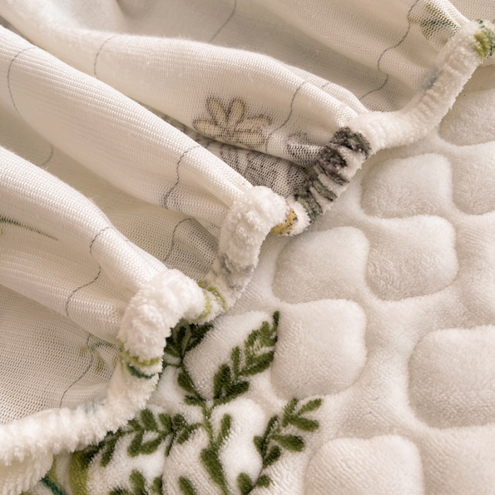 91家纺网 家纺一手货源 找家纺 澳梵家居 2022新款牛奶绒花边床笠三件套 仙草