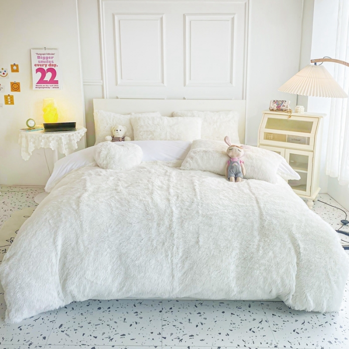 91家纺网 家纺一手货源 找家纺 邦妮家纺 2024新款云貂绒纯色四件套 白色