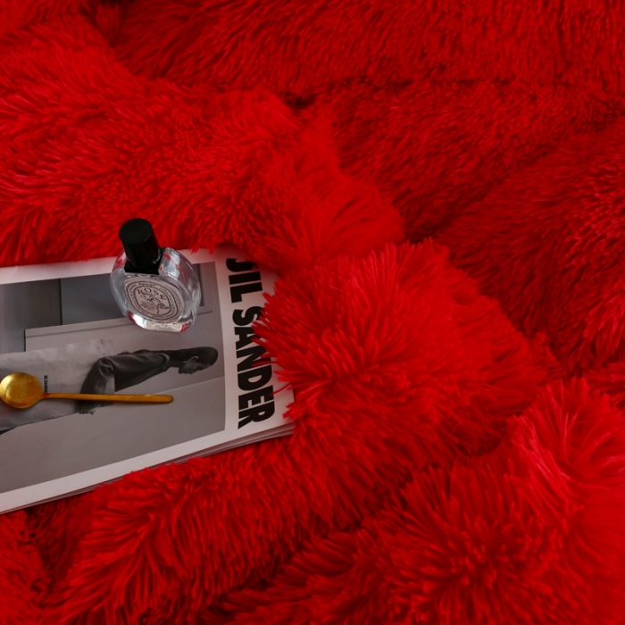 91家纺网 家纺一手货源 找家纺 邦妮家纺 2024新款云貂绒纯色四件套 大红