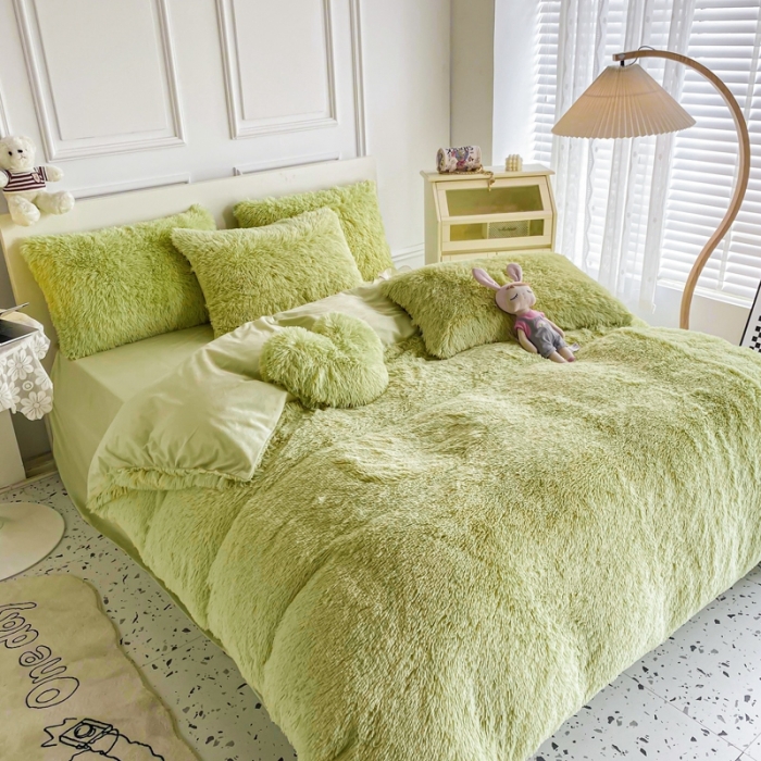 91家纺网 家纺一手货源 找家纺 邦妮家纺 2024新款云貂绒纯色四件套 豆绿