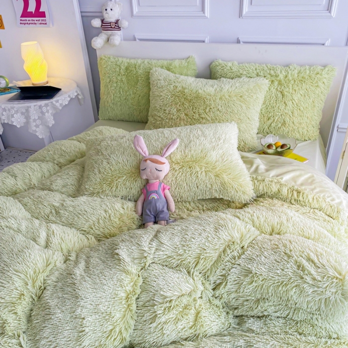 91家纺网 家纺一手货源 找家纺 邦妮家纺 2024新款云貂绒纯色四件套 豆绿