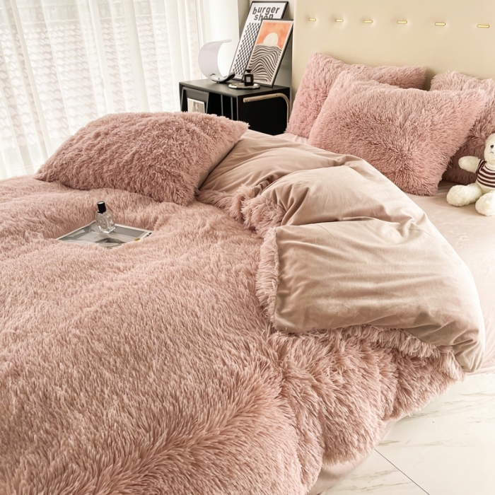 91家纺网 家纺一手货源 找家纺 邦妮家纺 2024新款云貂绒纯色四件套 豆沙