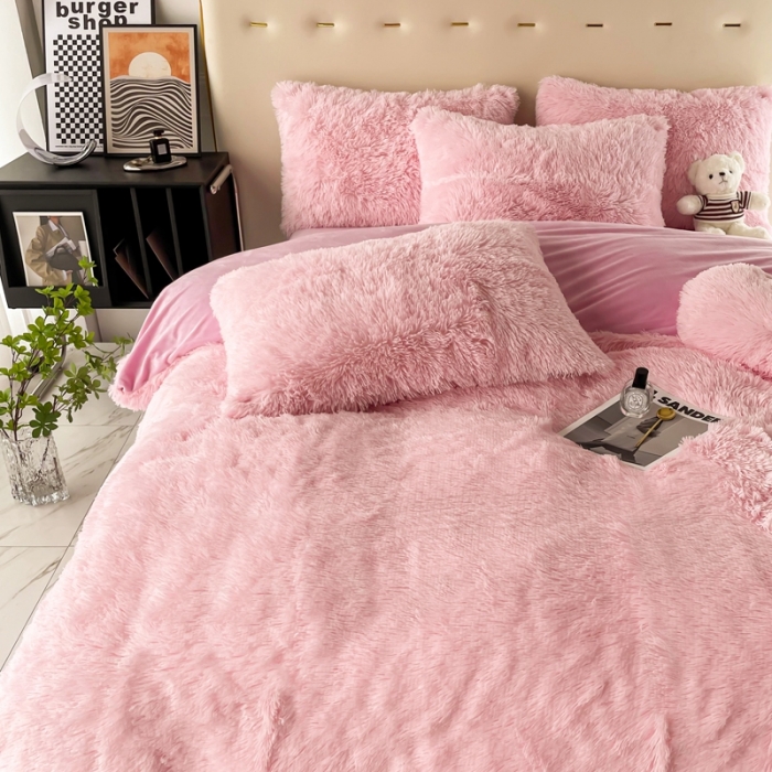 91家纺网 家纺一手货源 找家纺 邦妮家纺 2024新款云貂绒纯色四件套 粉色