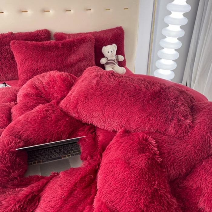 91家纺网 家纺一手货源 找家纺 邦妮家纺 2024新款云貂绒纯色四件套 红色